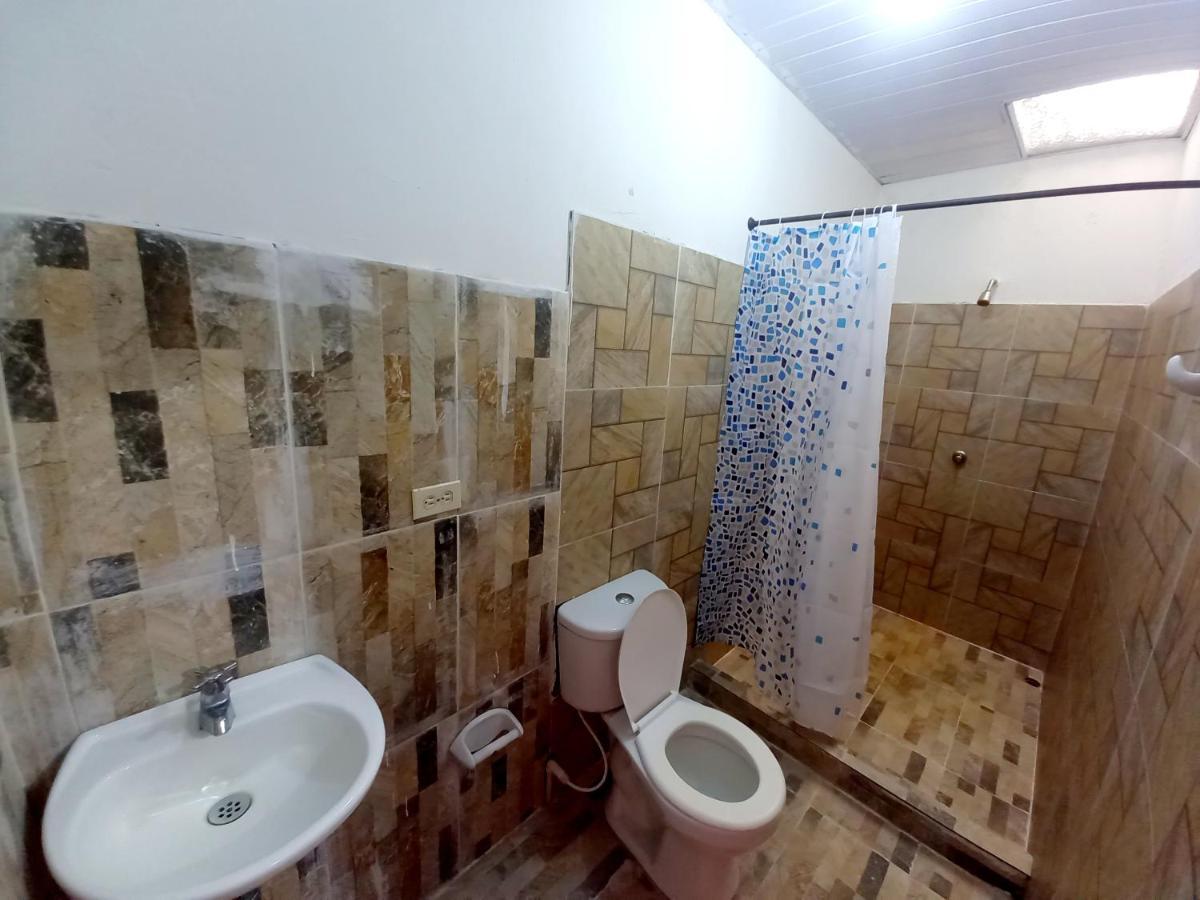 Apartamentos Cerca Al Aeropuerto Leticia Esterno foto